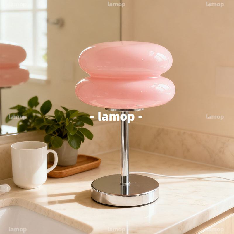 Cream Retro Bedside Table Lamp - Decor Lighting Lamps recension och pris